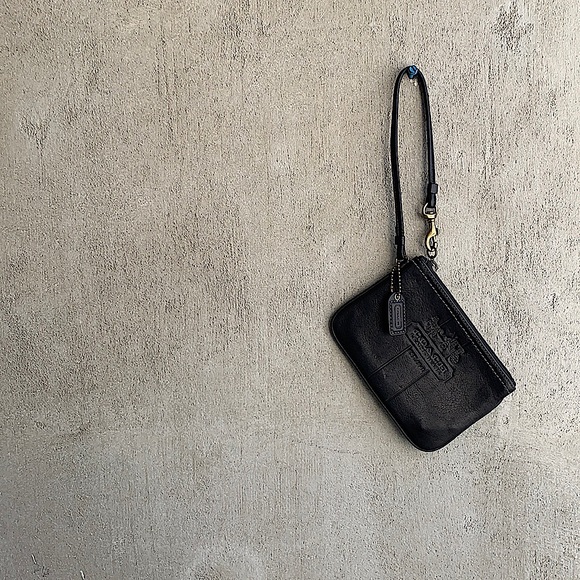 Tiny Black Coach Clutch Vintage - Picture 1 of 5